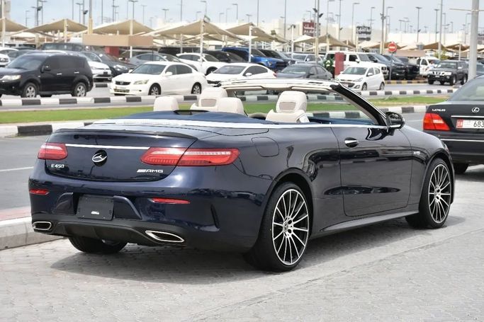 Подержанный Mercedes-Benz E-Class 450 V (W213, S213, C238), 3.0 л, 2019 в Шардже от Alfaris Used Cars Синий цвет. Other | AUTO.AE