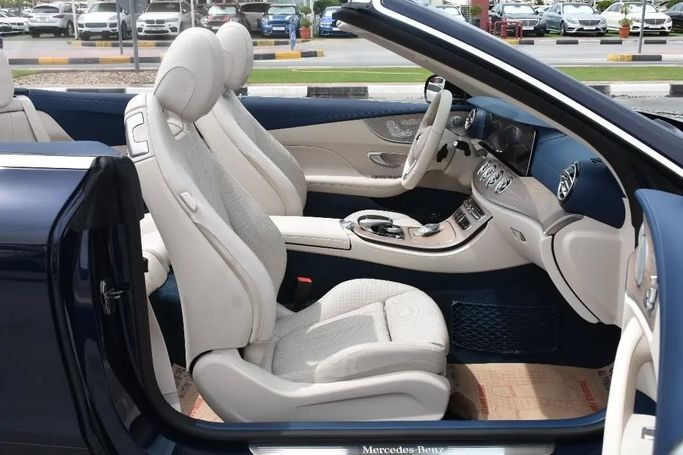 Подержанный Mercedes-Benz E-Class 450 V (W213, S213, C238), 3.0 л, 2019 в Шардже от Alfaris Used Cars Синий цвет. Other | AUTO.AE