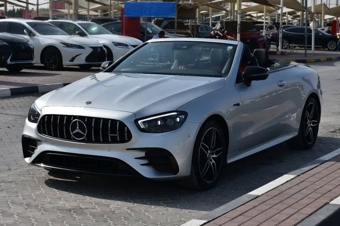 Подержанный Mercedes-Benz E-Class 450 V (W213, S213, C238), 3.0 л, 2019 в Шардже от Alfaris Used Cars Серебристый цвет. Other | AUTO.AE
