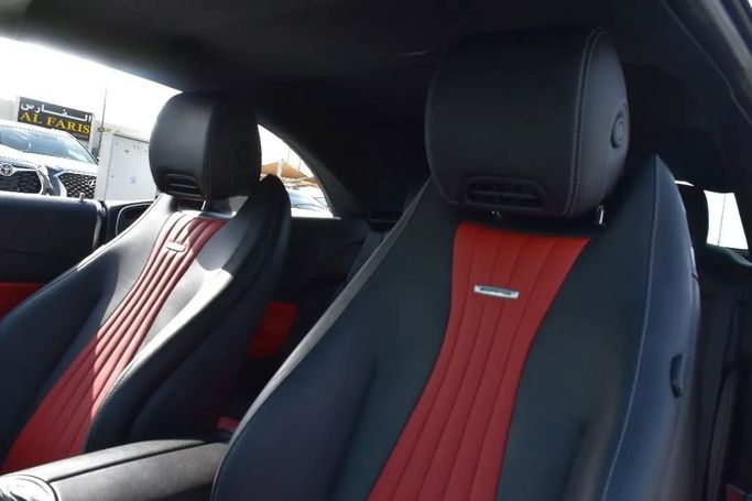 Подержанный Mercedes-Benz E-Class 450 V (W213, S213, C238), 3.0 л, 2019 в Шардже от Alfaris Used Cars Серебристый цвет. Other | AUTO.AE