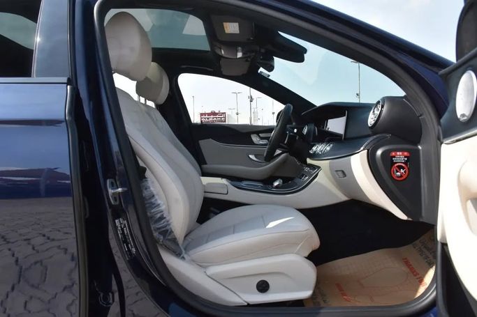 Used Mercedes-Benz E-Class 300 V (W213, S213, C238) Facelift, 2.0 l, 2021 in Sharjah by Alfaris Used Cars, Blue color. Other | AUTO.AE