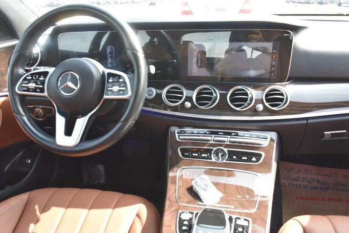 Used Mercedes-Benz E-Class 300 V (W213, S213, C238), 2.0 l, 2019 in Sharjah by Alfaris Used Cars, Black color. Other | AUTO.AE