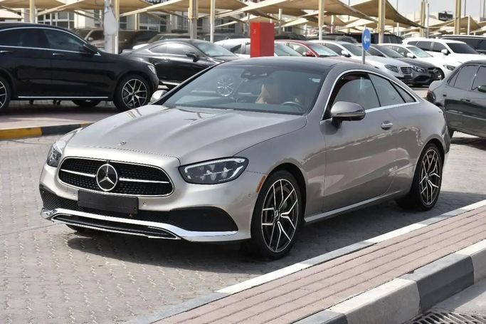 Used Mercedes-Benz E-Class 450 V (W213, S213, C238) Facelift, 3.0 l, 2021 in Sharjah by Alfaris Used Cars, Silver color. Other | AUTO.AE