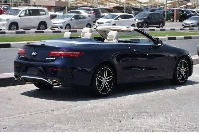 Подержанный Mercedes-Benz E-Class 450 V (W213, S213, C238), 3.0 л, 2019 в Шардже от Alfaris Used Cars Синий цвет. Other | AUTO.AE