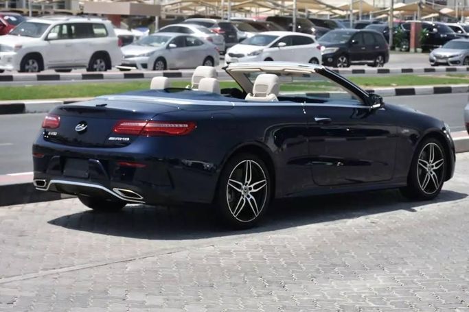 Used Mercedes-Benz E-Class 450 V (W213, S213, C238), 3.0 l, 2019 in Sharjah by Alfaris Used Cars, Blue color. Other | AUTO.AE