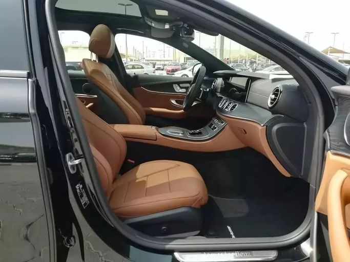 New Mercedes-Benz E-Class 200 V (W213, S213, C238) Facelift, 2.0 l, 2022 in Sharjah by Alfaris Used Cars, Grey color. Other | AUTO.AE