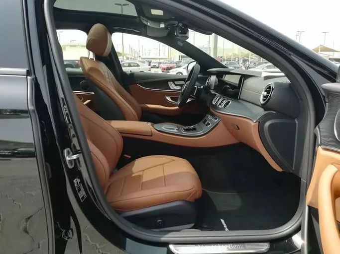 New Mercedes-Benz E-Class 200 V (W213, S213, C238) Facelift, 2.0 l, 2022 in Sharjah by Alfaris Used Cars, Black color. Other | AUTO.AE