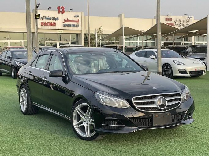Подержанный Mercedes-Benz E-Class 300 IV (W212, S212, C207) Рестайлинг, 3.5 л, 2014 в Шардже от Badar Used Cars Черный цвет.  | AUTO.AE