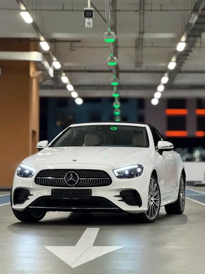 Used Mercedes-Benz E-Class 450 V (W213, S213, C238) Facelift, 3.0 l, 2023 in Sharjah by Al Najm Al Awal used cars, White color. Japanese Specs | AUTO.AE