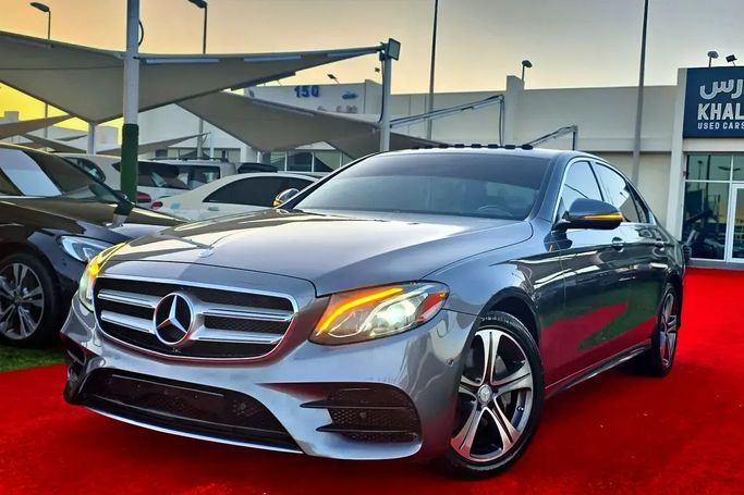 Подержанный Mercedes-Benz E-Class 300 V (W213, S213, C238), 2.0 л, 2017 в Шардже от khaled al fares Серый цвет. Американская | AUTO.AE