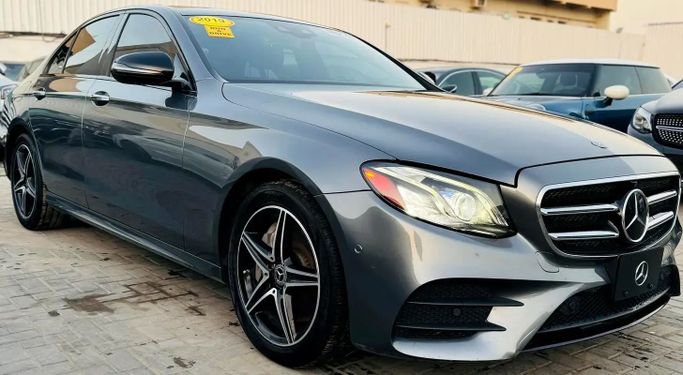 مستعملة Mercedes-Benz E-Class 450 V (W213، S213، C238), 3.0 l, 2019 في في الشارقة من BAB AL ROLAH USED CARS، اللون رمادي. المواصفات الأمريكية | AUTO.AE | إعلان #247915