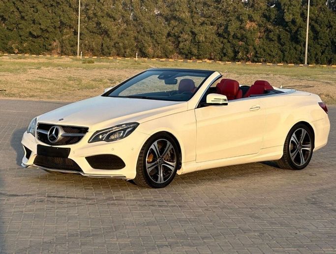 مستعملة Mercedes-Benz E-Class 200 عملية فيس ليفت IV (W212، S212، C207), 2.0 l, 2016 في في الشارقة من Al Aayan Used Cars، اللون أبيض. المواصفات الكورية | AUTO.AE | إعلان #272870