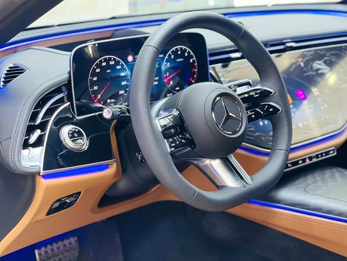 Used Mercedes-Benz E-Class 300 L VI (W214, S214), 2.0 l, 2026 in UAE, Sharjah by Speedcars, Grey color. GCC Specs | AUTO.AE | Listing #295650 — photo 11 of 18