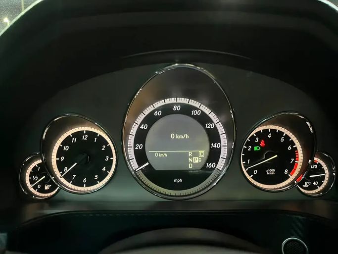 Подержанный Mercedes-Benz E-Class 350 IV (W212, S212, C207), 3.5 л, 2010 в ОАЭ, Шарджа от Rebou Alfakhama Золотистый цвет. Американская | AUTO.AE | Объявление #295792 — фото 13 из 20