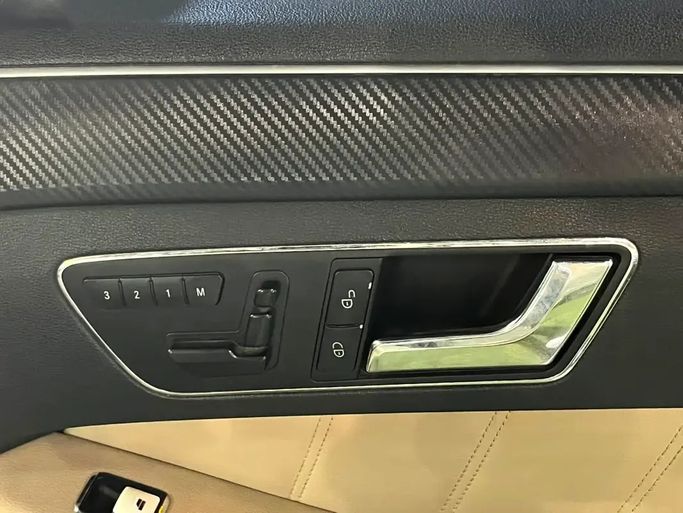 Подержанный Mercedes-Benz E-Class 350 IV (W212, S212, C207), 3.5 л, 2010 в ОАЭ, Шарджа от Rebou Alfakhama Золотистый цвет. Американская | AUTO.AE | Объявление #295792 — фото 15 из 20