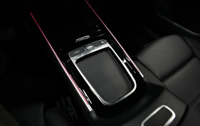 New Mercedes-Benz EQA 260 I Facelift, 2024 in Sharjah by Al Qassem Cars Trading, Grey color. Korean Specs | AUTO.AE