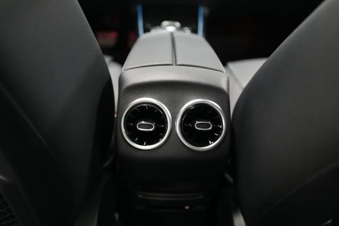 New Mercedes-Benz EQA 260 I Facelift, 2024 in Sharjah by Al Qassem Cars Trading, Grey color. Korean Specs | AUTO.AE