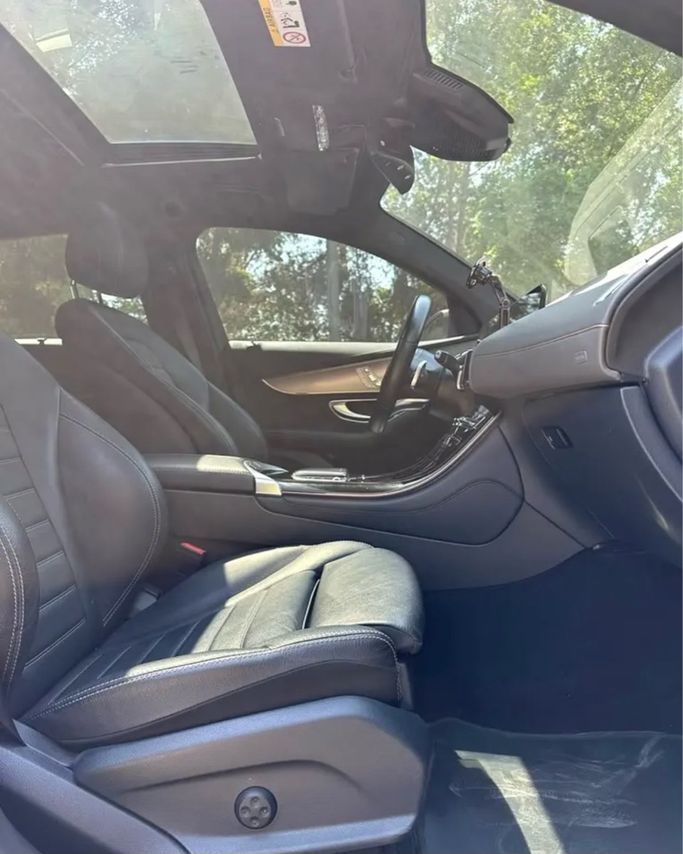 مستعملة Mercedes-Benz EQC 400 ط (رقم 293)، 2021 في الإمارات، الشارقة من Najm Al Shimal Used Cars trd.، اللون أسود. مواصفات الخليج | AUTO.AE | إعلان #296013 — صورة 12 من 13