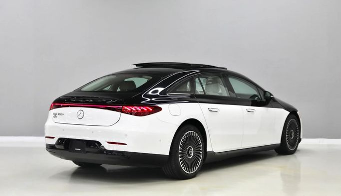 Подержанный Mercedes-Benz EQS 450+, 2022 в Шардже от Al Qassem Cars Trading Черный цвет. Американская | AUTO.AE