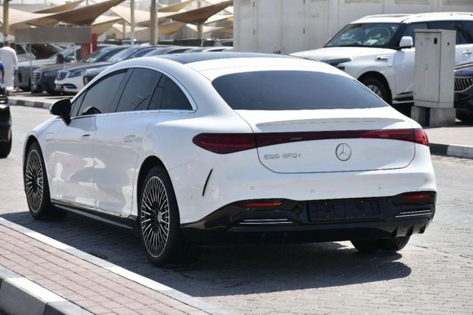 Подержанный Mercedes-Benz EQS 450+, 2022 в Шардже от Alfaris Used Cars Белый цвет. Other | AUTO.AE