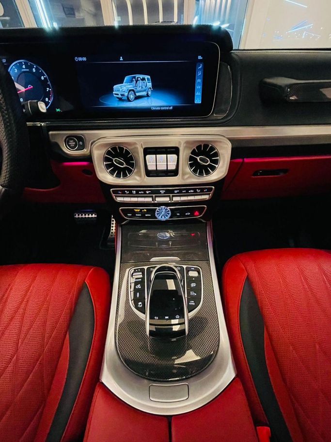 Подержанный Mercedes-Benz G-Class AMG 63 4x4 Squared II (W463), 4.0 л, 2020 в Шардже от Alyamama Motors Белый цвет. Европейская | AUTO.AE