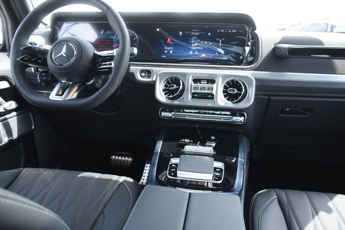 Новый Mercedes-Benz G-Class AMG 63 4x4 Squared II (W463), 4.0 л, 2025 в Шардже от Alfaris Used Cars Белый цвет.  | AUTO.AE
