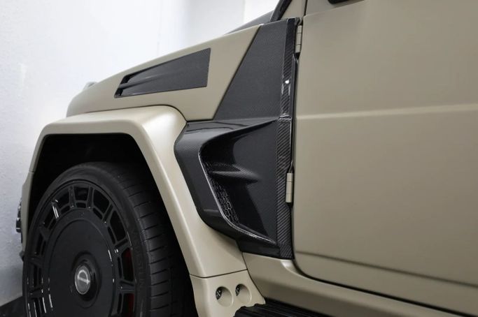 Подержанный Mercedes-Benz G-Class AMG 63 AMG II (W463), 4.0 л, 2019 в Шардже от Al Qassem Cars Trading Золотистый цвет. Американская | AUTO.AE