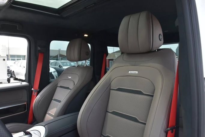 New Mercedes-Benz G-Class AMG 63 AMG II (W465) Facelift, 4.0 l, 2024 in Sharjah by Alfaris Used Cars, White color.  | AUTO.AE