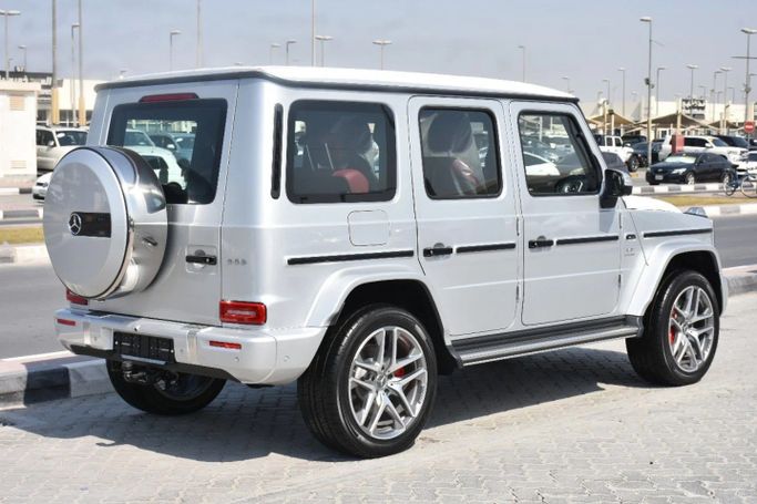 Новый Mercedes-Benz G-Class AMG 63 AMG II (W465) Рестайлинг, 4.0 л, 2025 в Шардже от Alfaris Used Cars Белый цвет. Other | AUTO.AE