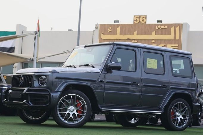 Новый Mercedes-Benz G-Class AMG 63 AMG II (W465) Рестайлинг, 4.0 л, 2024 в Шардже от Al Bake Used Cars Серый цвет.  | AUTO.AE