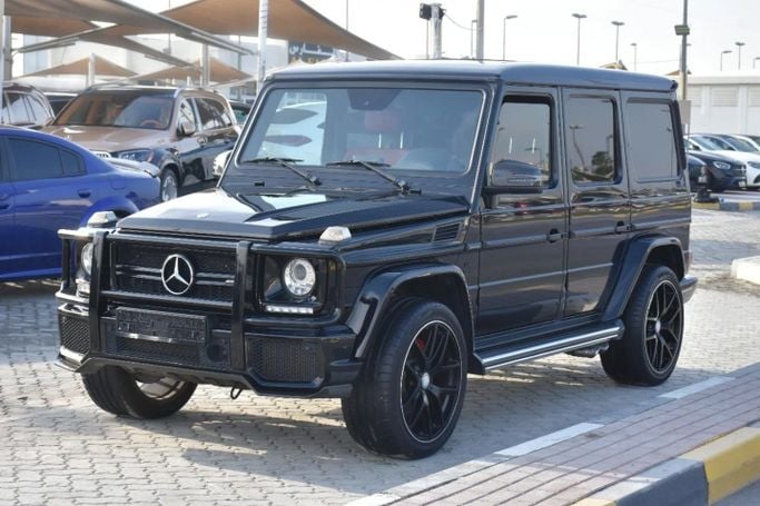 Подержанный Mercedes-Benz G-Class AMG 63 AMG II (W465) Рестайлинг, 4.0 л, 2016 в Шардже от Alfaris Used Cars Черный цвет. Other | AUTO.AE