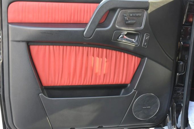 Подержанный Mercedes-Benz G-Class AMG 63 AMG II (W465) Рестайлинг, 4.0 л, 2016 в Шардже от Alfaris Used Cars Черный цвет. Other | AUTO.AE