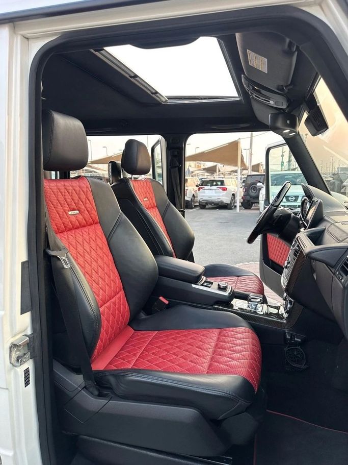 Used Mercedes-Benz G-Class AMG 63 AMG I (W463) Facelift 3, 5.5 l, 2015 in Sharjah by Titanium Used Cars, White color. GCC Specs | AUTO.AE