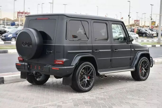 Подержанный Mercedes-Benz G-Class AMG 63 AMG II (W463), 4.0 л, 2022 в Шардже от Alfaris Used Cars Черный цвет. Other | AUTO.AE