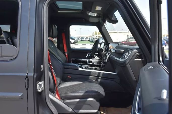 Подержанный Mercedes-Benz G-Class AMG 63 AMG II (W463), 4.0 л, 2020 в Шардже от Alfaris Used Cars Черный цвет. Other | AUTO.AE