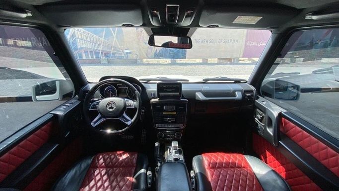 Подержанный Mercedes-Benz G-Class AMG 63 AMG I (W463) Рестайлинг 3, 5.5 л, 2015 в Шардже от Halla Cars Белый цвет. GCC | AUTO.AE