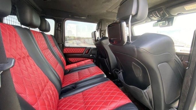 Подержанный Mercedes-Benz G-Class AMG 63 AMG I (W463) Рестайлинг 3, 5.5 л, 2015 в Шардже от Halla Cars Белый цвет. GCC | AUTO.AE