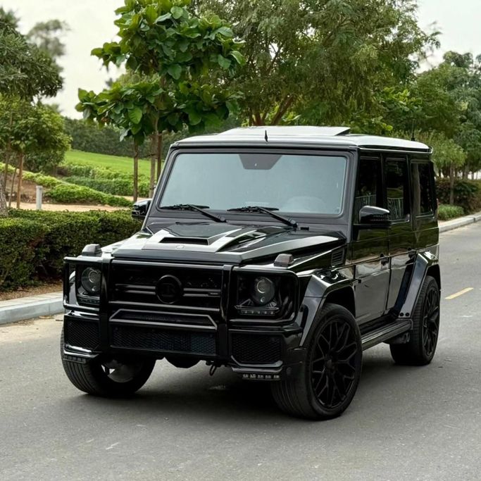 Подержанный Mercedes-Benz G-Class AMG 63 AMG I (W463) Рестайлинг 3, 5.5 л, 2017 в Шардже от Sarmad Cars Черный цвет. Other | AUTO.AE