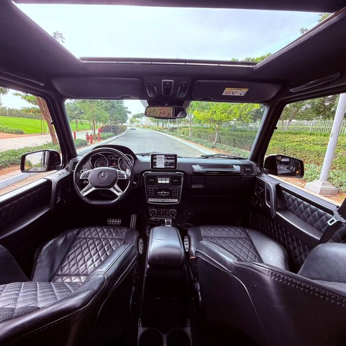 Подержанный Mercedes-Benz G-Class AMG 63 AMG I (W463) Рестайлинг 3, 5.5 л, 2017 в Шардже от Sarmad Cars Черный цвет. Other | AUTO.AE