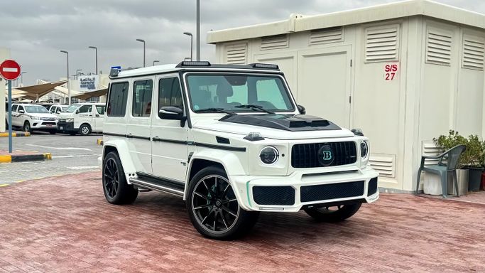 Used Mercedes-Benz G-Class AMG 63 AMG I (W463) Facelift 2, 5.5 l, 2013 in Sharjah by Black Wheel Used Cars, White color. GCC Specs | AUTO.AE