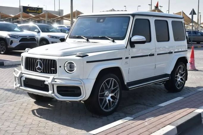 Used Mercedes-Benz G-Class 500 III (W463), 4.0 l, 2020 in Sharjah by Alfaris Used Cars, White color. Other | AUTO.AE