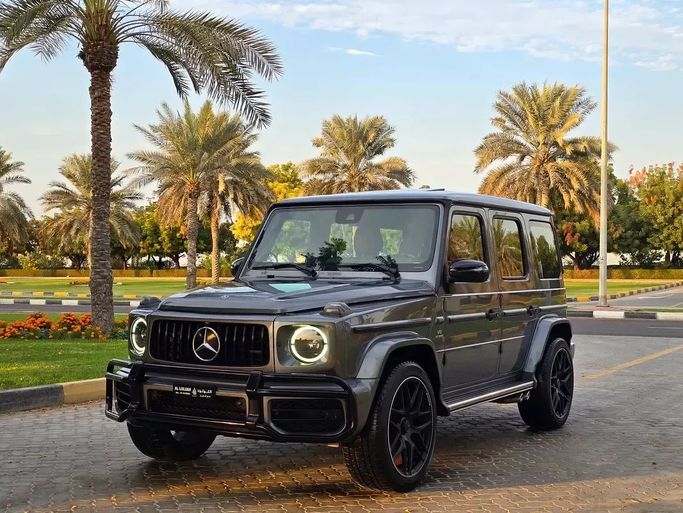 Used Mercedes-Benz G-Class 500 III (W463), 4.0 l, 2020 in Sharjah by Al Luluah Al Baithaa, Grey color.  | AUTO.AE