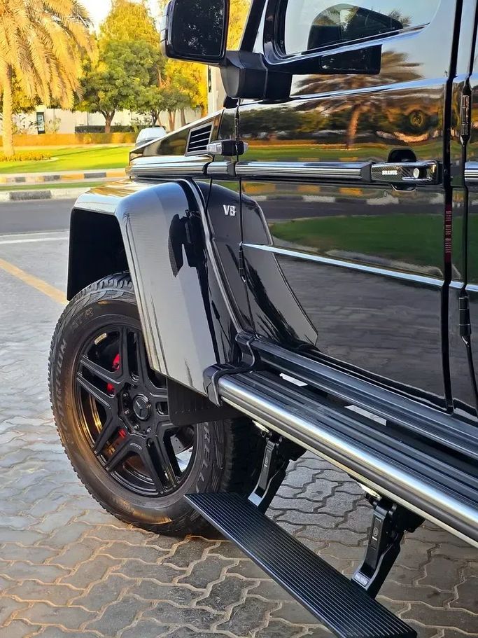 Used Mercedes-Benz G-Class 500 II (W463) Facelift 4, 4.0 l, 2016 in Sharjah by Al Luluah Al Baithaa, Black color. European Specs | AUTO.AE