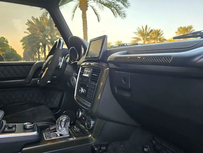 Used Mercedes-Benz G-Class 500 II (W463) Facelift 4, 4.0 l, 2016 in Sharjah by Al Luluah Al Baithaa, Black color. European Specs | AUTO.AE