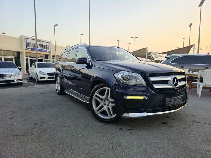 Used Mercedes-Benz GL-Class 500 II (X166), 4.7 l, 2015 in Sharjah by Black Wheel Used Cars, Blue color. GCC Specs | AUTO.AE