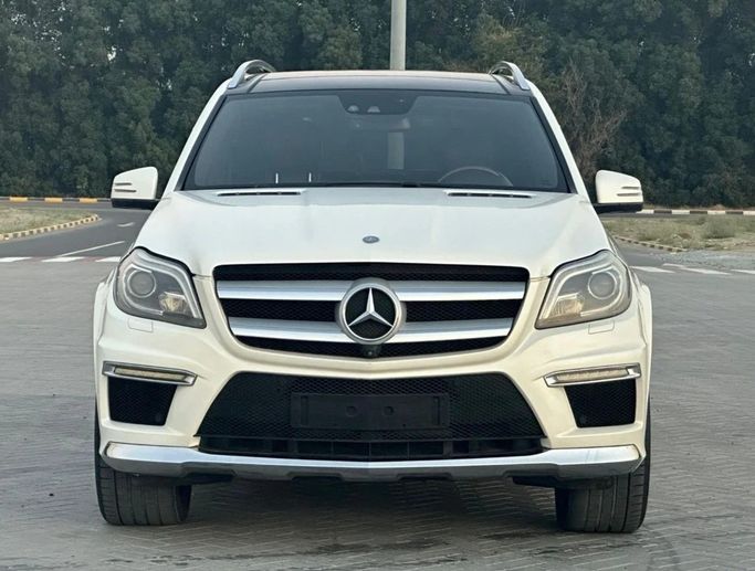 مستعملة Mercedes-Benz GL-Class 500 II (X166), 4.7 l, 2014 في في الشارقة من Al Aayan Used Cars، اللون أبيض. مواصفات الخليج | AUTO.AE | إعلان #272847