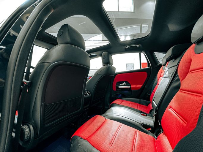 Used Mercedes-Benz GLA 220 II (H247), 2.0 l, 2022 in Sharjah by Ryno Cars, Black color. Chinese Specs | AUTO.AE