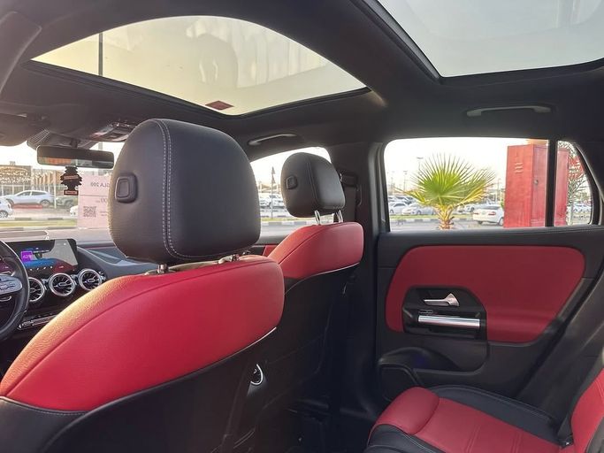 Used Mercedes-Benz GLA 200 II (H247), 1.3 l, 2021 in Sharjah by Badar Used Cars, Grey color.  | AUTO.AE