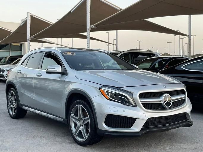 Used Mercedes-Benz GLA 250 II (H247), 2.0 l, 2015 in Sharjah by Al Nukhba Al Malakyah Used Cars, Silver color. Canadian Specs | AUTO.AE
