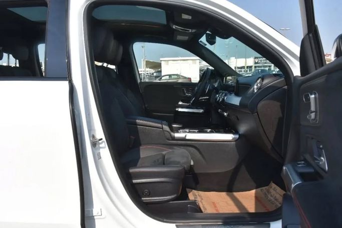 Used Mercedes-Benz GLB AMG 35 AMG I (X247), 2.0 l, 2021 in Sharjah by Alfaris Used Cars, White color. Other | AUTO.AE